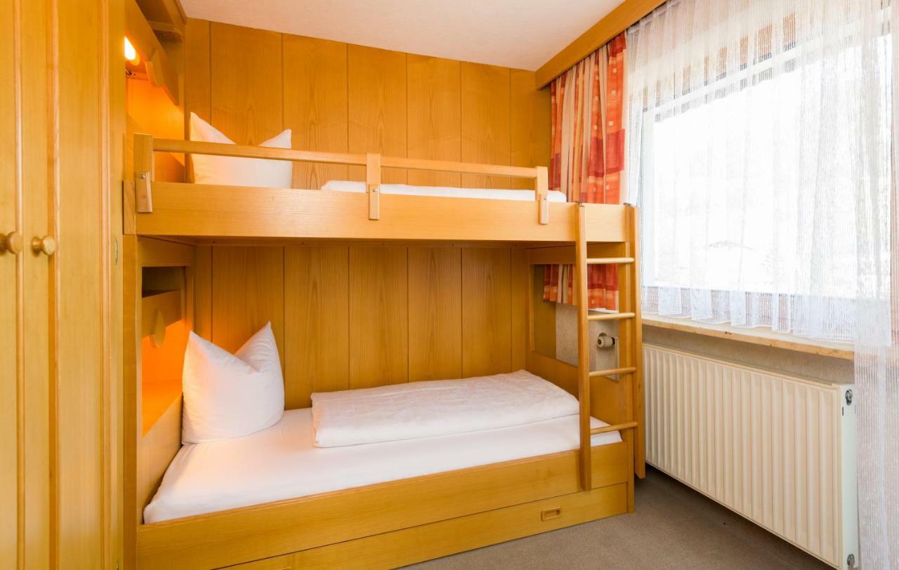 Appartement Tanneck Garni à Berwang Extérieur photo